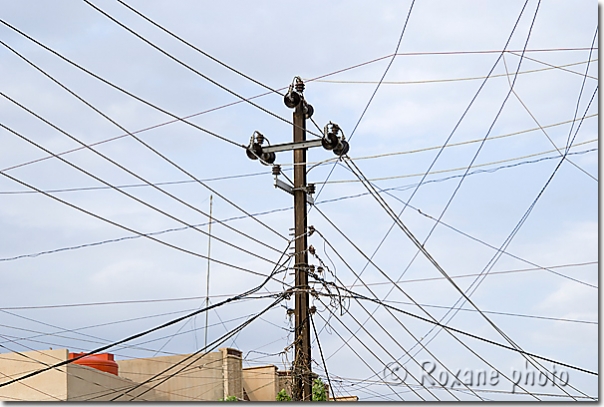 Poteau électrique - Electricity pylon - Ankawa - Ainkawa - Einkawa