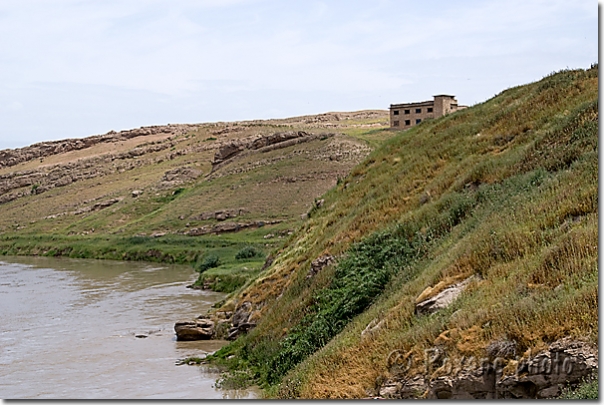 Rivière Habor - Khabur river - Peshkhabur - Pesh Khabur - Peshkhabour - Fish Khabur