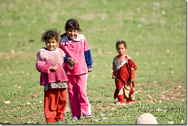 Petites filles nomades - Nomads girls - Piraka - Pireke