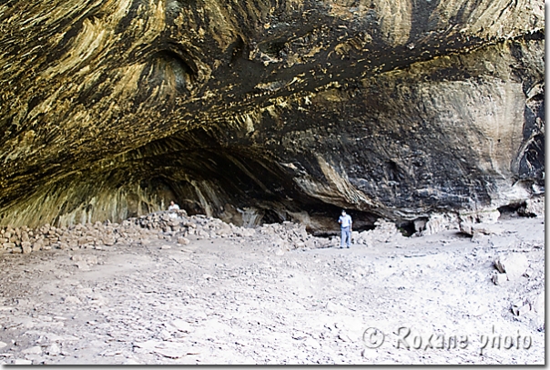 Intérieur de la grotte de Shanidar - Inside the Shanidar's cave - Shanidar Shanadar