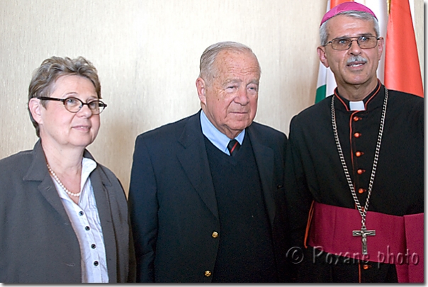 Sénateurs français et Monseigneur Rabban Al Qas - French senators and Mgr Rabban Al-Qas - Aéroport international d'Erbil - Erbil international airport - Arbil - Hewler - Hawler - Irbil