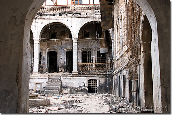 Magasin d'antiquités après un incendie - Antiquities shop after fire - Citadelle d'Erbil - Erbil's citadel - Arbil - Hewler - Hawler