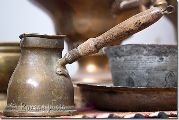 Cafetière kurde - Kurdish coffee maker - Musée kurde du tapis et du textile - Kurdish textile museum - Erbil - Arbil - Hewler - Hawler