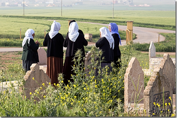 Lamentations de femmes yézidies - Lamentations of Yazidi women - Khanik - Khanki - Khanke