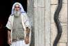 Fakir yézidi devant le Temple - Yazidi Fakir in front of the Lalesh Temple - Lalish - Lalesh