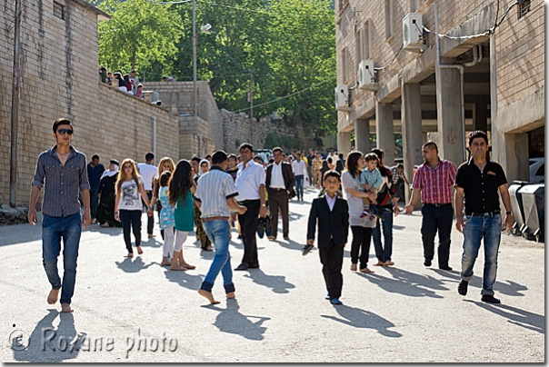 Visiteurs yézidis - Yazidi visitors - Lalesh - Lalish