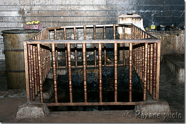 Source sacrée du Temple - Spring in Temple - Lalesh - Lalish