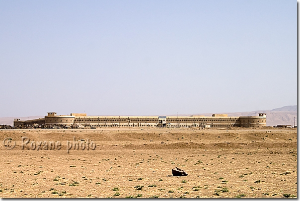Ancien palais de Saddam Hussein - Route de Mossoul - Former palace of Saddam Hussein - Road to Mosul