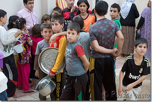 Distribution des repas - Distribution of meals - Duhok - Dohuk