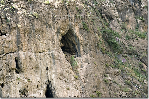 Extérieur de la grotte de Shanidar - Outside of the Shanidar's Cave Shanidar - Shanadar - Kurdistan